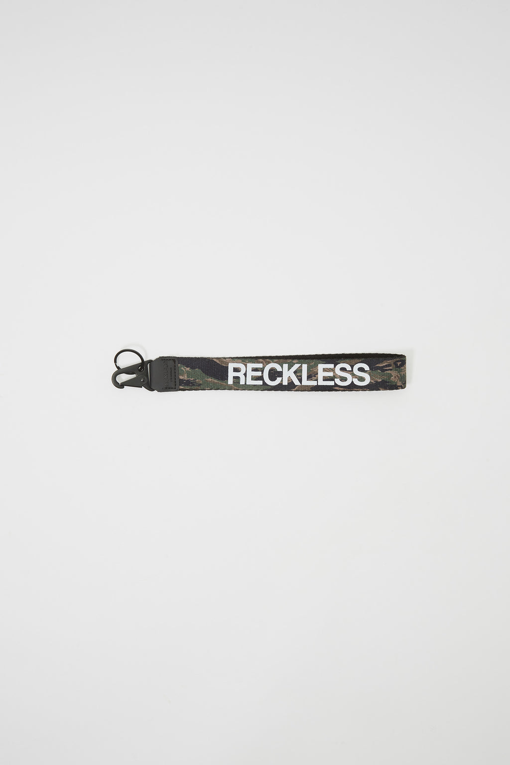 Young & Reckless Mens Camo Lanyard Keychain