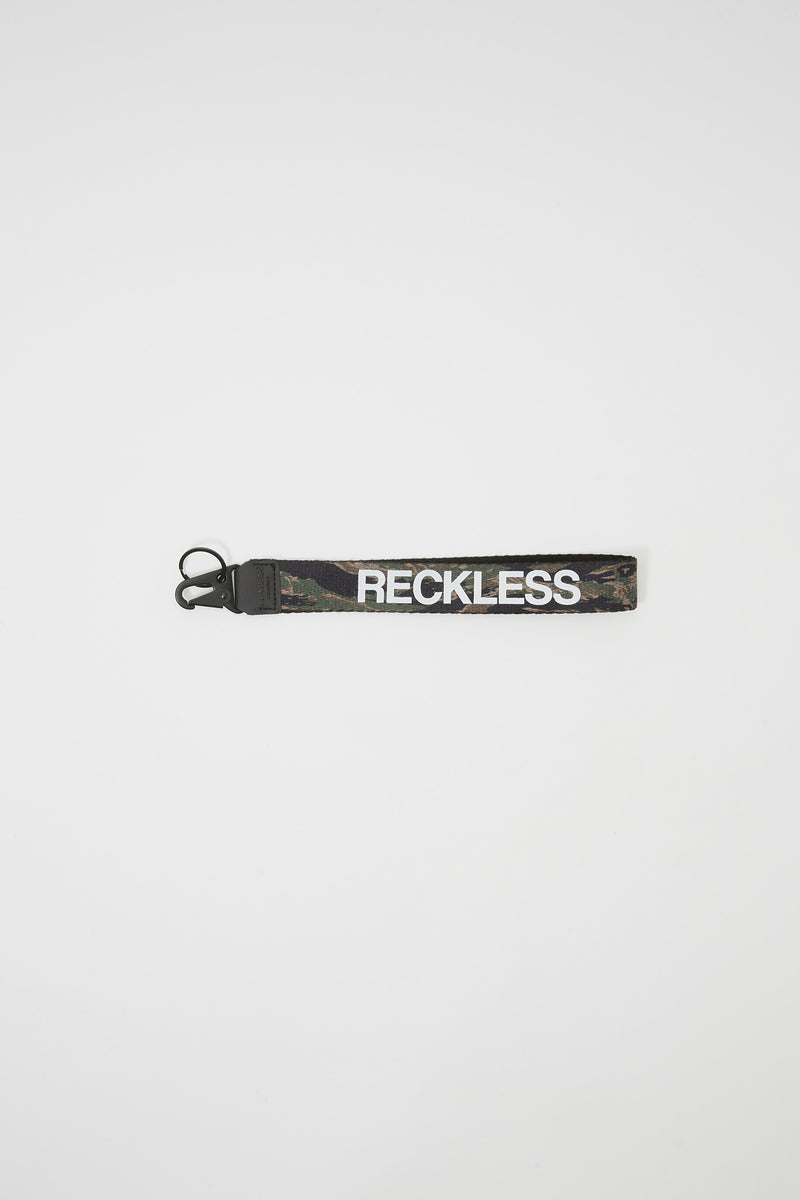 Young & Reckless Mens Camo Lanyard Keychain