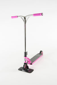 Madd Gear VX7 Pro Scooter - Fuchsia