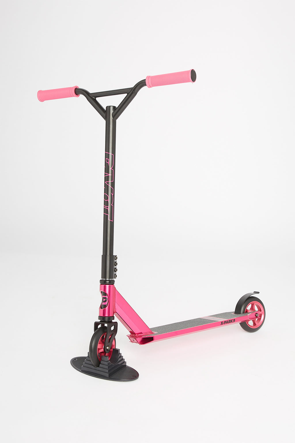 Pivot X-Park 9 Fuchsia Scooter